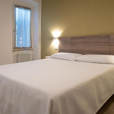Fiori Sull'Acqua Apartments Peschiera del Garda Zewnętrze zdjęcie