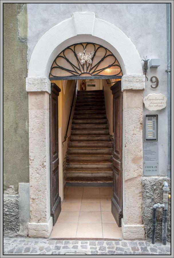 Fiori Sull'Acqua Apartments Peschiera del Garda Zewnętrze zdjęcie