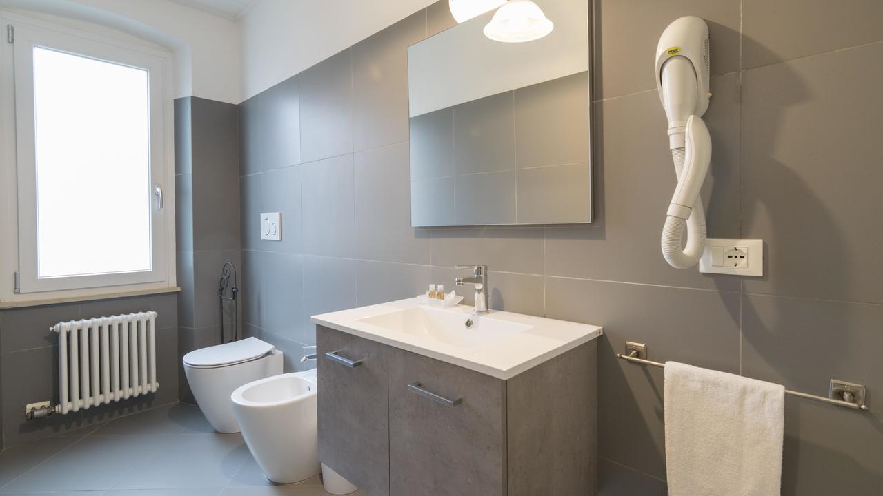 Fiori Sull'Acqua Apartments Peschiera del Garda Zewnętrze zdjęcie