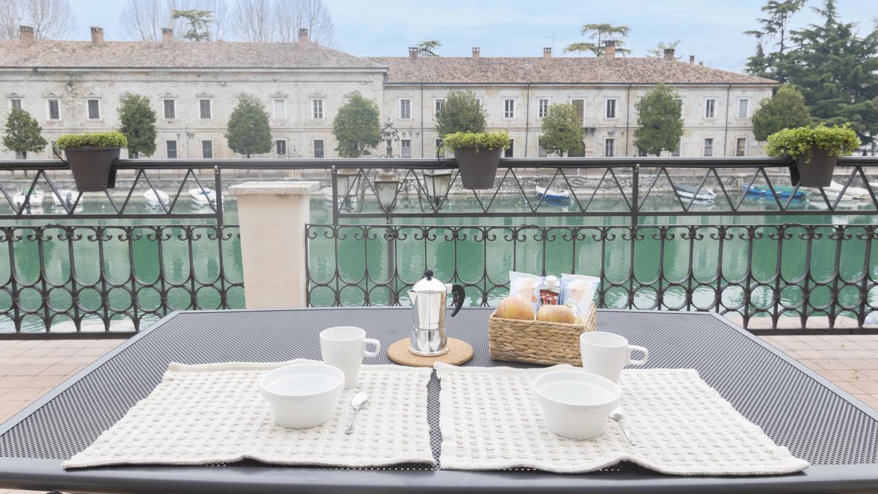 Fiori Sull'Acqua Apartments Peschiera del Garda Zewnętrze zdjęcie